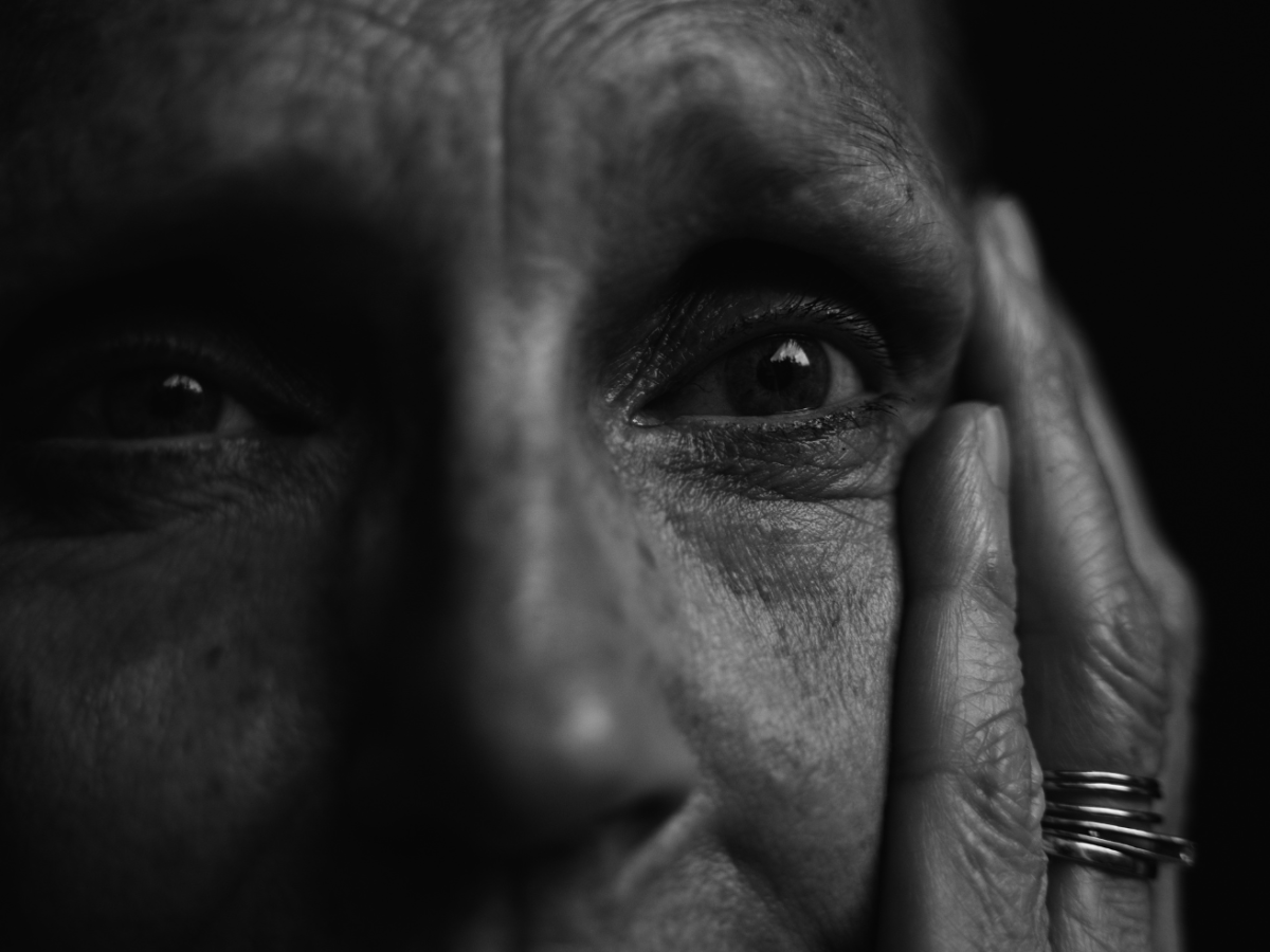 The Weight of Years: Clouded eyes, Greying&nbsp;skies